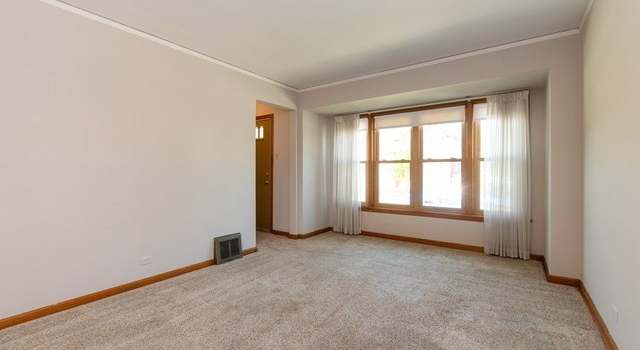 Photo of 10441 S Albany Ave, Chicago, IL 60655