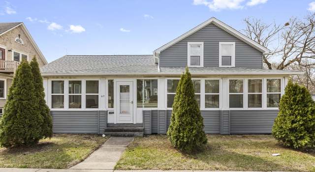 Photo of 617 W Main St, West Dundee, IL 60118