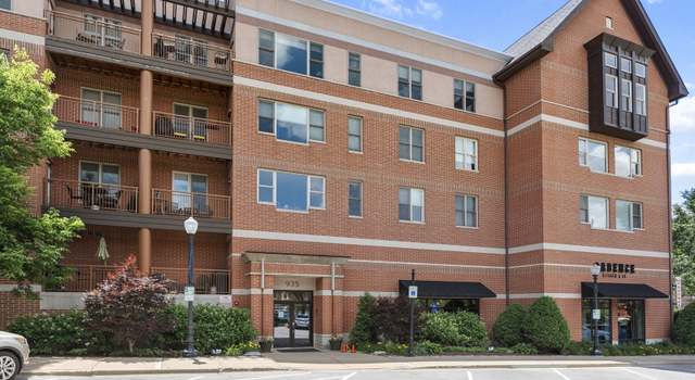Photo of 935 Burlington Ave #411, Downers Grove, IL 60515