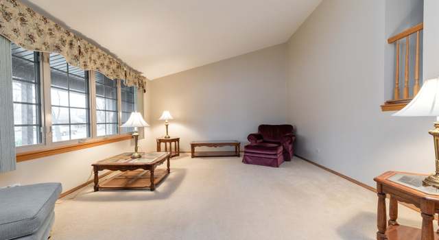 Photo of 1108 Beechwood Rd, Buffalo Grove, IL 60089