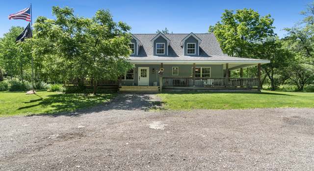 Photo of 2911 Thompson Rd, Wonder Lake, IL 60097