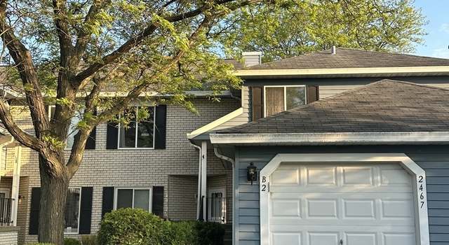 Photo of 2467 Brunswick Cir Unit B2, Woodridge, IL 60517