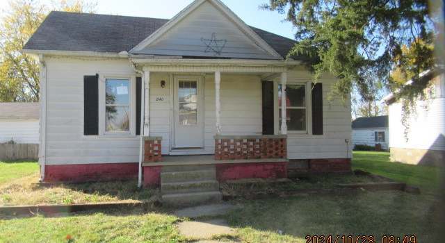 Photo of 240 S Orange St, Ludlow, IL 60949