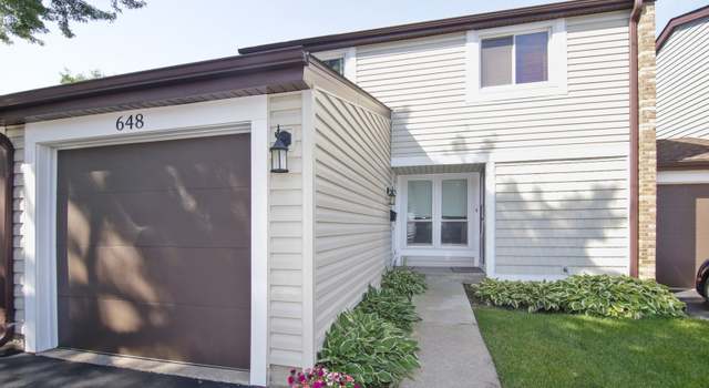 Photo of 648 Ash Ln, Wheeling, IL 60090