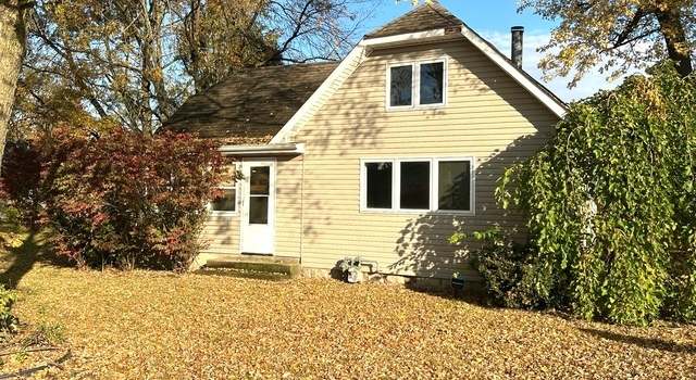 Photo of 105 N Adams St, Martinton, IL 60951