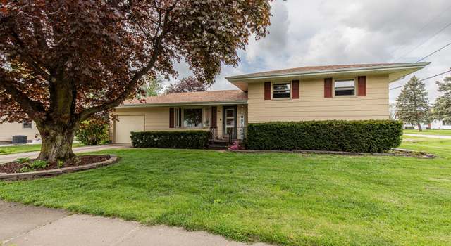 Photo of 200 S Maple St, Wyanet, IL 61379