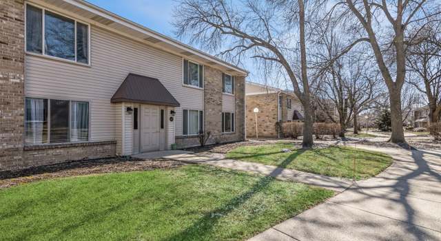 Photo of 1445 Vista Walk Unit 2C, Hoffman Estates, IL 60169