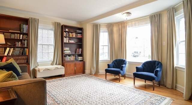 Photo of 2534 W JARVIS Ave, Chicago, IL 60645