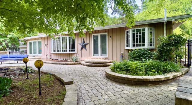 Photo of 249 Jervey Ln, Bartlett, IL 60103