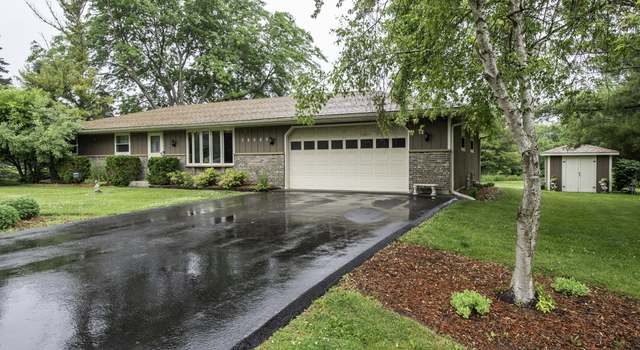 Photo of 38689 N Boulevard View Ave, Wadsworth, IL 60083