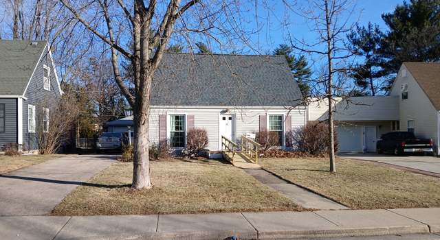 Photo of 379 S Edison Ave, Elgin, IL 60123