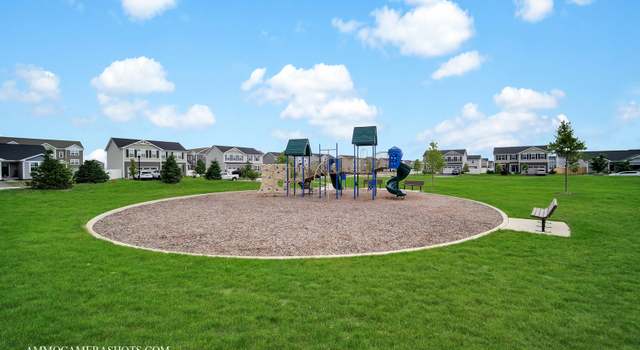 Photo of 531 Larkspur Ln, Hampshire, IL 60140