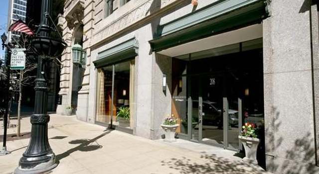 Photo of 208 W Washington St #2207, Chicago, IL 60606