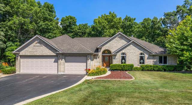 Photo of 11210 Pebble Dr, Huntley, IL 60142