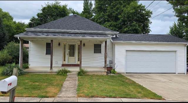 Photo of 402 N Joselyn St, Heyworth, IL 61745
