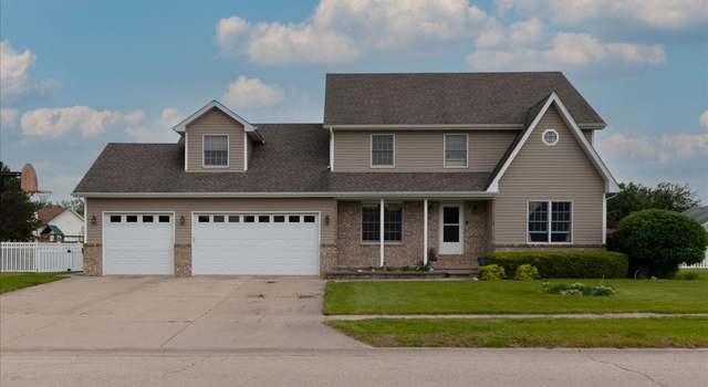 Photo of 755 S Laura Ln, Coal City, IL 60416