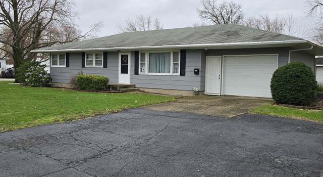 Photo of 408 Emma St, Chenoa, IL 61726