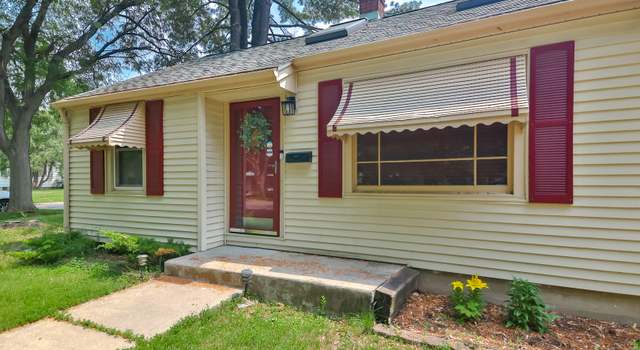 Photo of 2928 Garfield Dr, Rockford, IL 61101