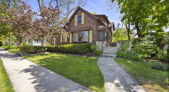 Photo of 605 N President St, Wheaton, IL 60187