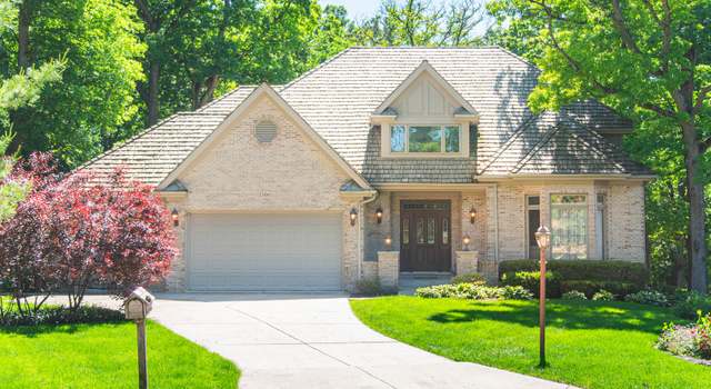 Photo of 1566 Wood Creek Trl, Bartlett, IL 60103