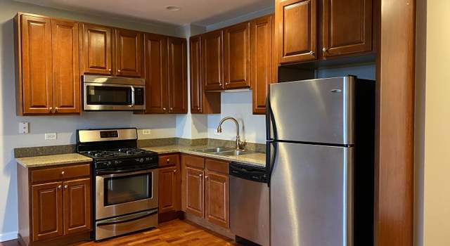 Photo of 828 W Grace St #707, Chicago, IL 60613