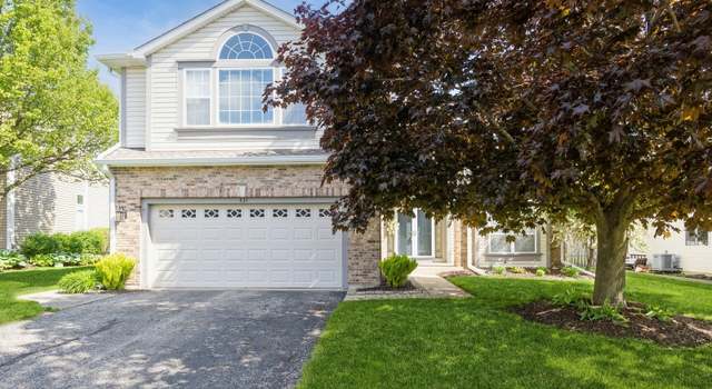 Photo of 431 Prides Run, Lake In The Hills, IL 60156