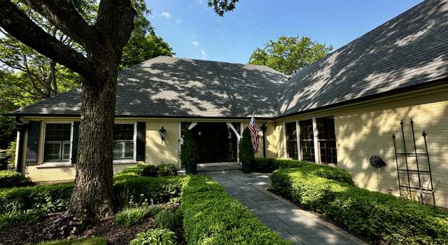 Photo of 1305 Lake Shore Dr, Barrington, IL 60010