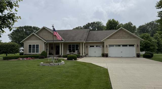 Photo of 2149 E 1730 North Rd, Watseka, IL 60970