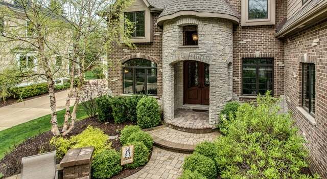 Photo of 620 Willow Rd, Naperville, IL 60540