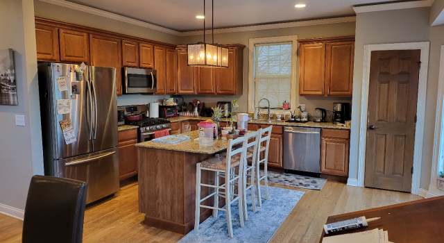 Photo of 1445 Dean St, St. Charles, IL 60174