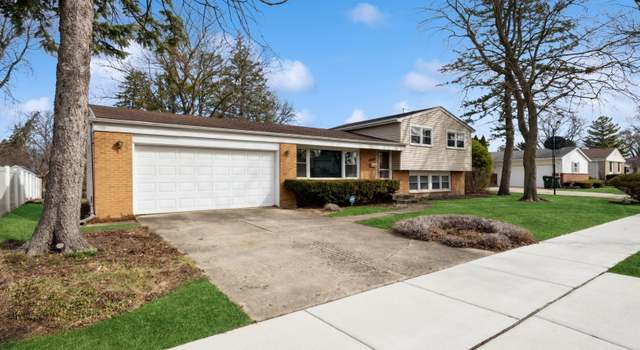 Photo of 2208 N Champlain St, Arlington Heights, IL 60004