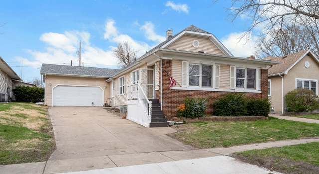 Photo of 302 E Devlin St, Spring Valley, IL 61362