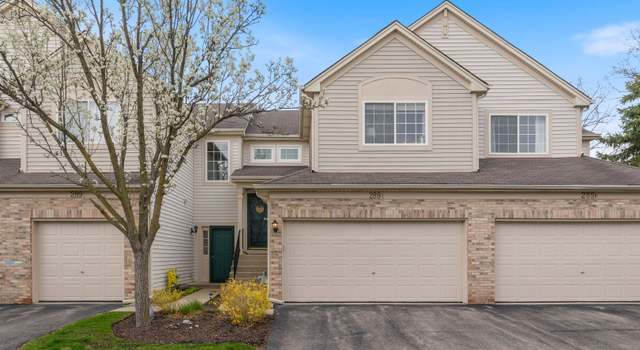 Photo of 289 Nicole Dr Unit E, South Elgin, IL 60177