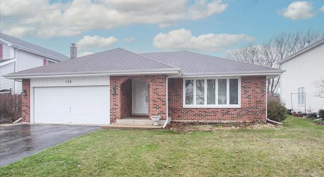Photo of 134 S Emerald Ave, Mundelein, IL 60060