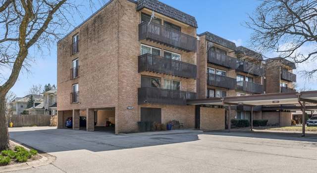 Photo of 1927 Tanglewood Dr Unit 4A, Glenview, IL 60025