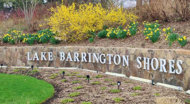 Photo of 1305 Oak Hill Rd Unit A, Lake Barrington, IL 60010