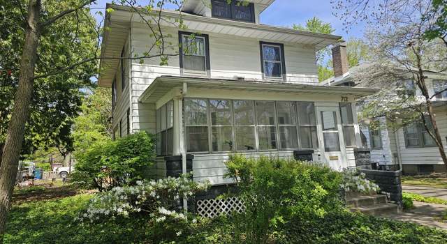 Photo of 712 W Washington St, Urbana, IL 61801