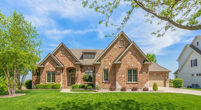 Photo of 974 Chestnut Hill Ln, Sugar Grove, IL 60554