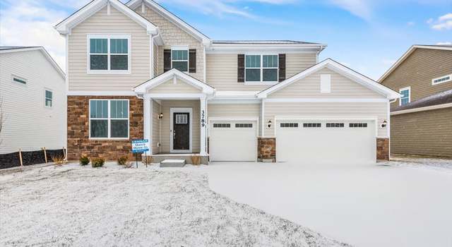 Photo of 3785 Honeysuckle Ln, Elgin, IL 60124