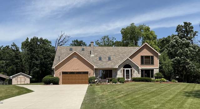 Photo of 10407 Winn Rd, Richmond, IL 60071