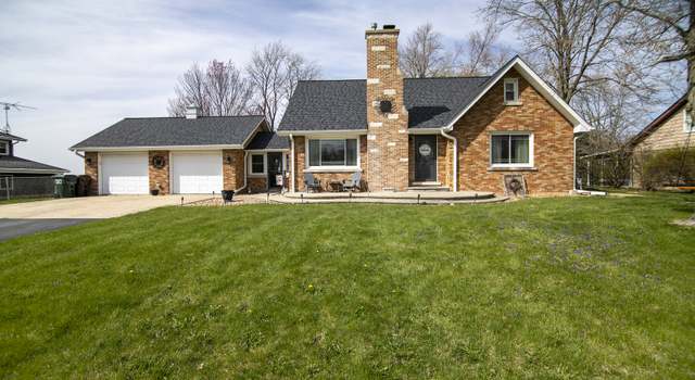 Photo of 493 W Chebanse Ave, Chebanse, IL 60922