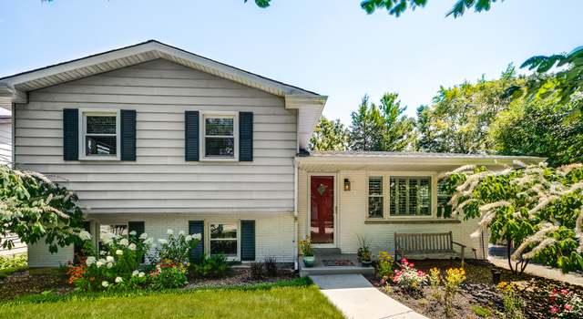 Photo of 1014 W Foster Ave, Lake Bluff, IL 60044