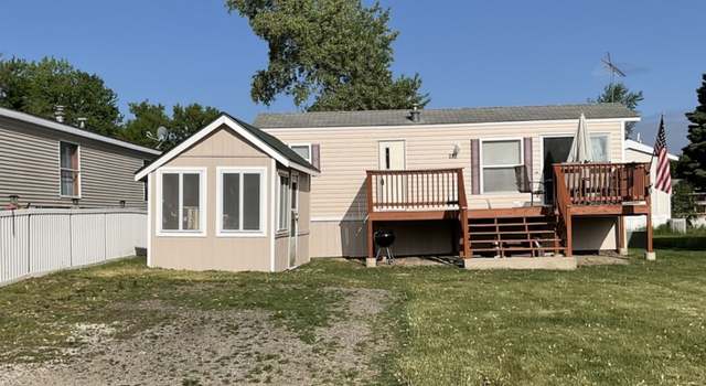 Photo of 282 Misty Rdg, Lakemoor, IL 60051