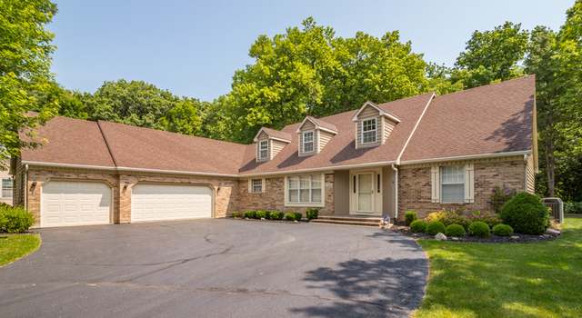 Photo of 126 N Buckingham Dr, Sugar Grove, IL 60554