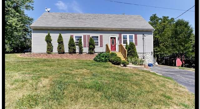Photo of 27041 N Ridge St, Wauconda, IL 60084