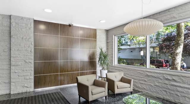 Photo of 5801 N Sheridan Rd Unit 19E, Chicago, IL 60660