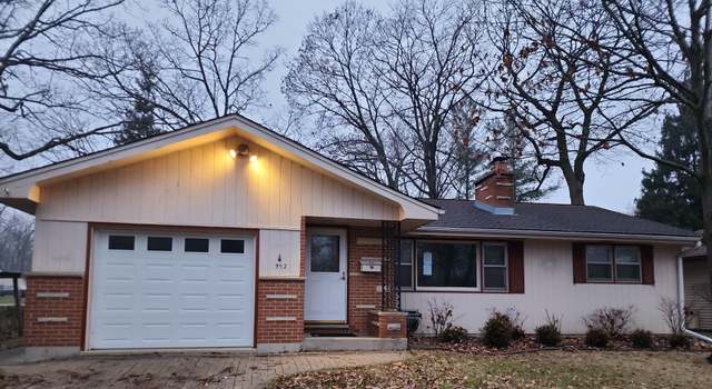 Photo of 952 Charles Ave, Winthrop Harbor, IL 60096