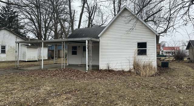 Photo of 115 N Iowa St, Atwood, IL 61913