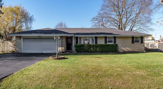 Photo of 2823 Woodside Dr, Rockford, IL 61109