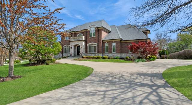 Photo of 6 Ivy Ln, Oak Brook, IL 60523